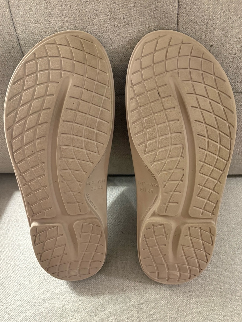 OOFOS OOahh Slide in nomad tan men’s size 12 recovery comfort slip on - Picture 7 of 11